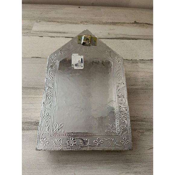 Silver and enamel look hanging mail/key holder - Picture 3 of 6